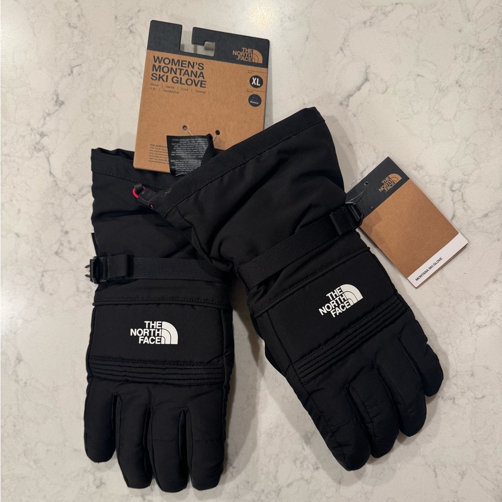 NWT The North Face Montana Mitten